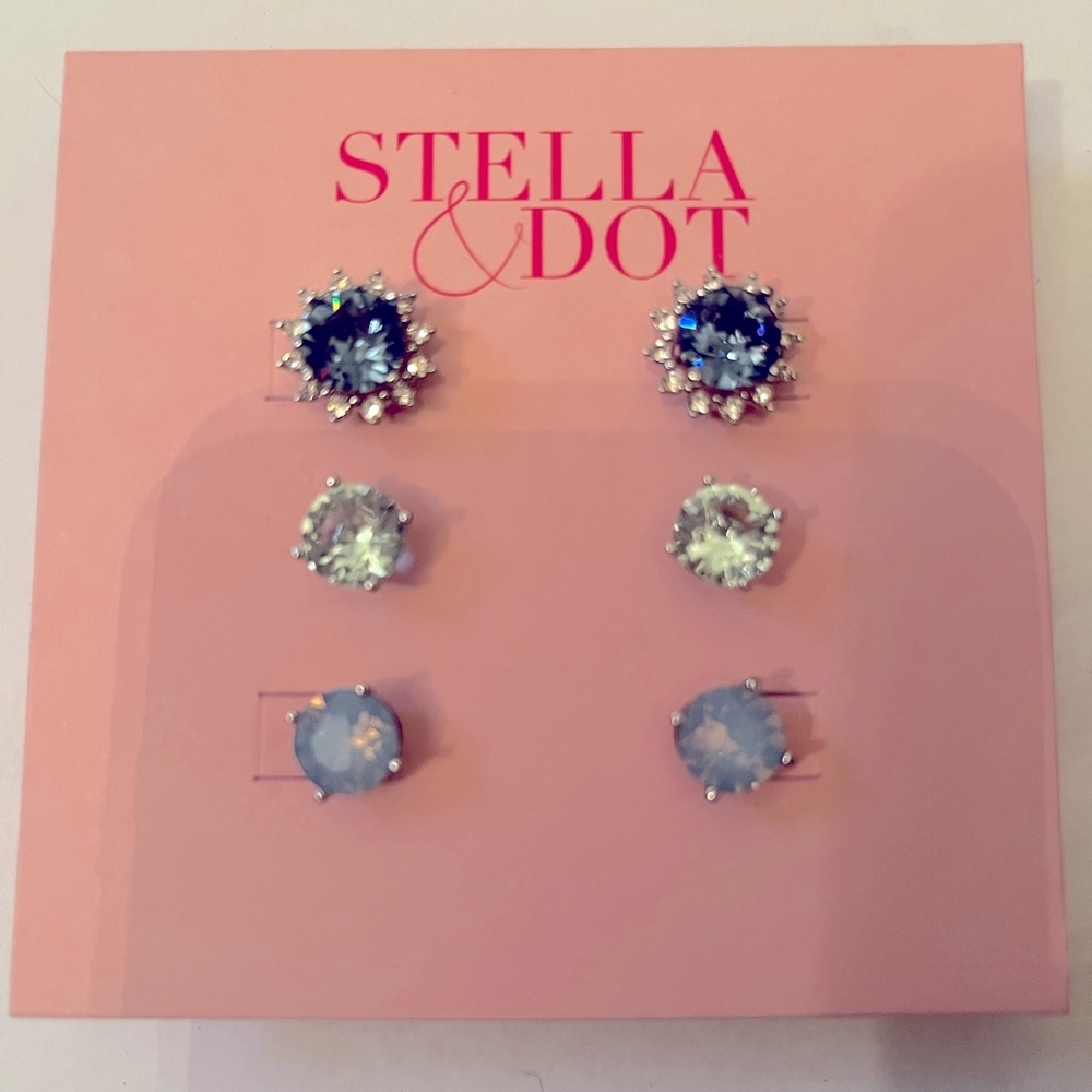 Stella and Dot Halo Sparkle Stud set